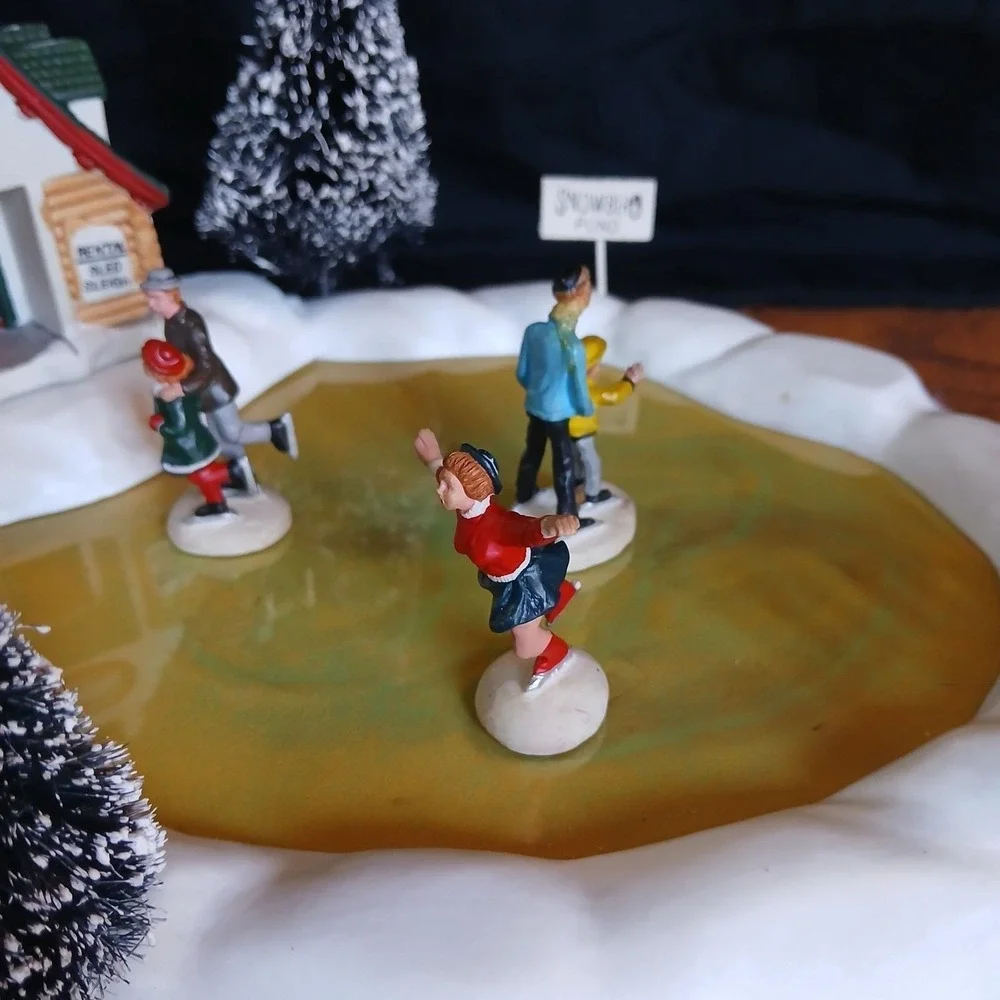 Lemax Animated Skating Pond Village 1995‎ #54106 Snowbird Magnetic Skaters READ